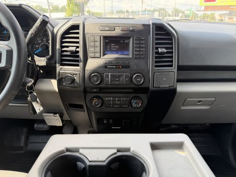Used 2015 Ford F150 XL w/ Equipment Group 101A Mid AWD/4WD image 19