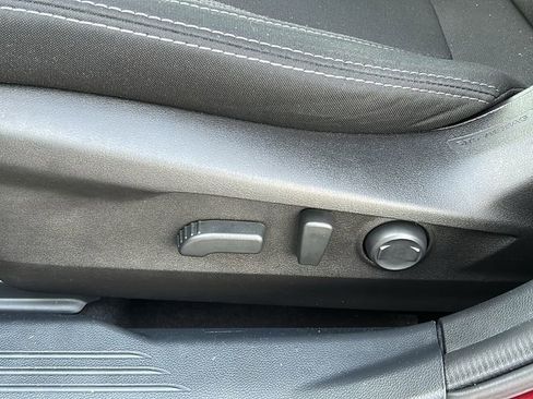 Used 2025 Subaru Outback Premium w/ Popular Package #1 image 19