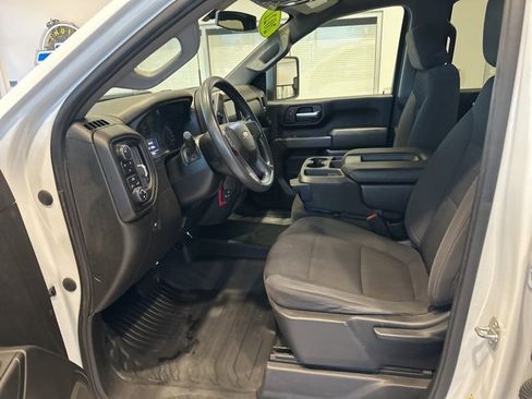 Used 2021 Chevrolet Silverado 2500 W/T image 8