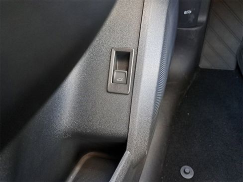 New 2025 Audi Q5 Premium Plus image 21