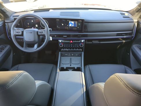 Certified 2025 Hyundai Santa Fe Calligraphy image 29