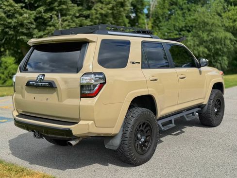 Used 2016 Toyota 4Runner TRD Pro AWD/4WD image 13