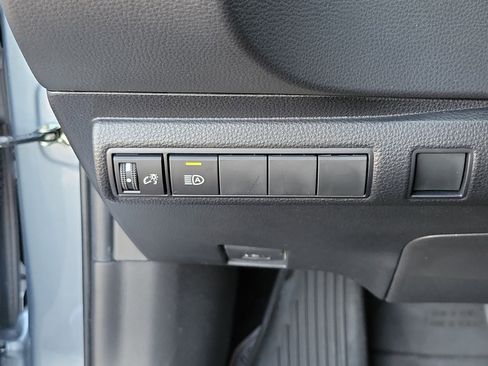 Certified 2022 Toyota Corolla LE image 25