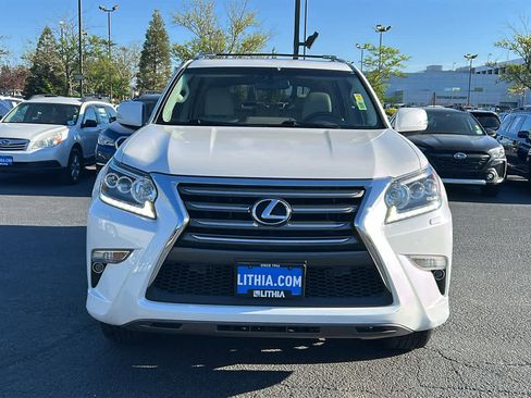 Used 2018 Lexus GX 460 Premium w/ Premium Package AWD/4WD image 2