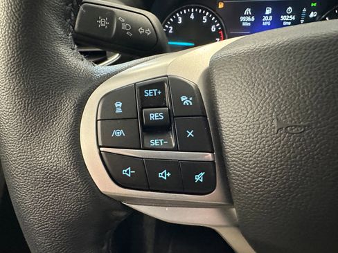 Used 2022 Ford Explorer XLT w/ Equipment Group 202A image 24