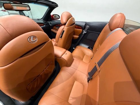 Used 2006 Lexus SC 430 Convertible RWD image 29