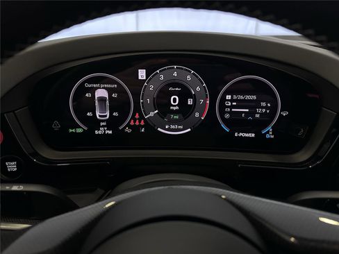Used 2025 Porsche Cayenne Turbo image 23