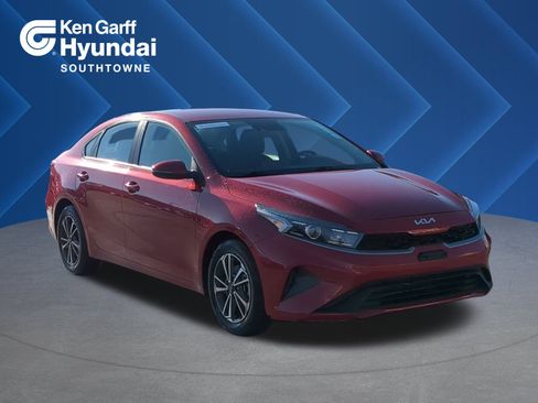 Used 2023 Kia Forte LXS w/ LXS Technology Package image 1