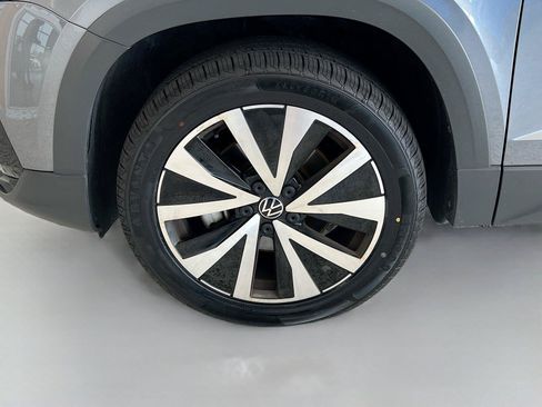 Used 2022 Volkswagen Taos SE AWD/4WD image 28