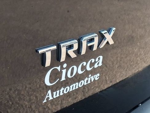 Used 2020 Chevrolet Trax LT w/ LT Convenience Package FWD image 27