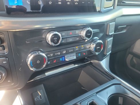 New 2025 Ford F150 Lariat w/ Equipment Group 501A Mid image 21