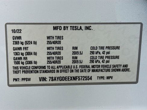 Used 2022 Tesla Model Y Long Range AWD/4WD image 40