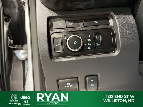 Used 2024 Ford F250 Lariat w/ Sport Appearance Package image 26