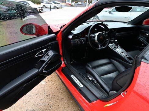 Used 2016 Porsche 911 Carrera GTS image 15