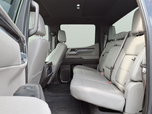 Used 2023 Chevrolet Silverado 1500 LTZ image 11