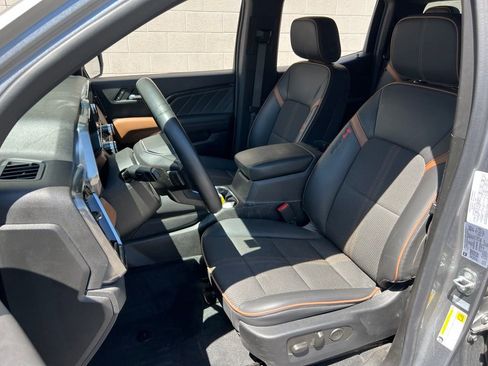 Used 2023 GMC Canyon AT4 AWD/4WD image 20