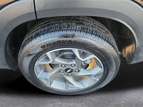 Used 2024 Chevrolet Trax LT w/ Driver Confidence Package image 21