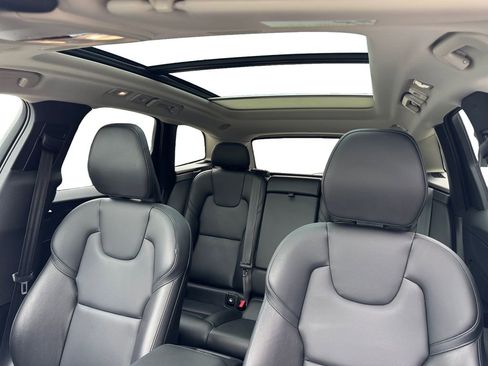 Certified 2023 Volvo XC60 B5 Core w/ Climate Package AWD/4WD image 21