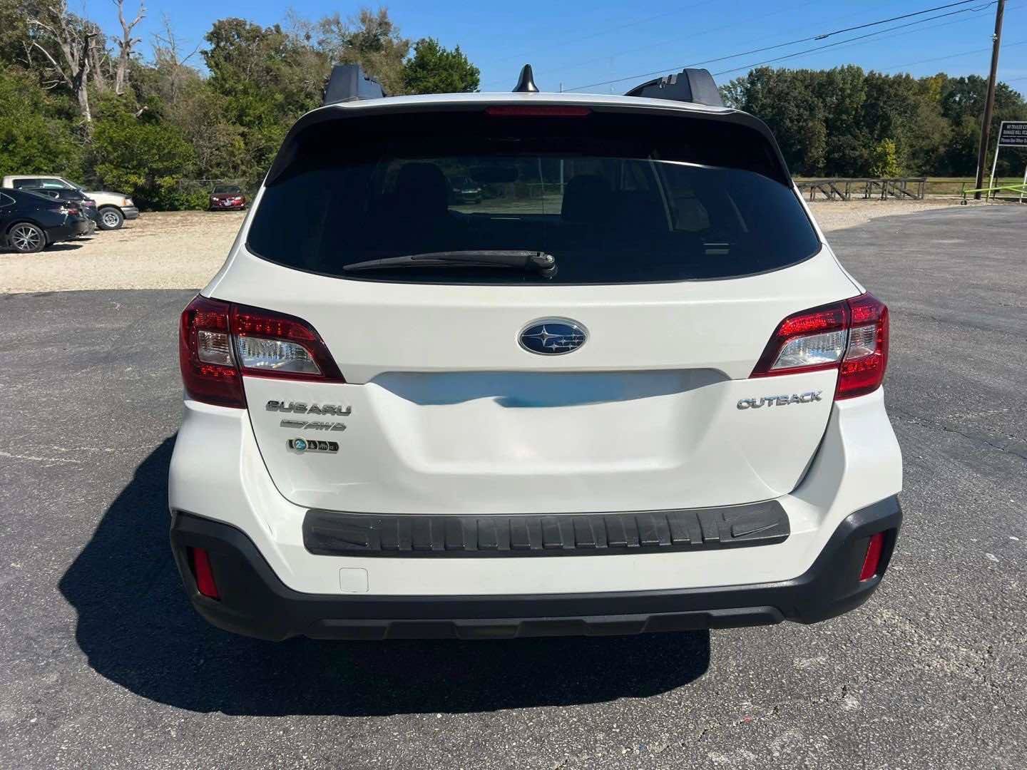 Used 2019 Subaru Outback 2.5i Premium w/ Popular Package #2 AWD/4WD image 7