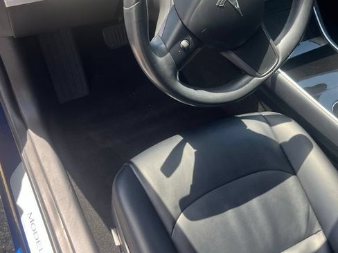 Used 2018 Tesla Model 3 Long Range RWD image 6