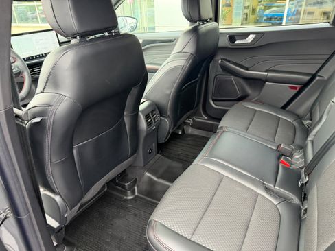 Certified 2024 Ford Escape ST-Line w/ Tech Pack #1 image 13