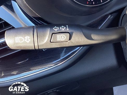 Used 2022 Buick Envision Preferred FWD image 29