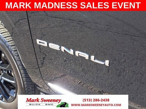 Used 2022 GMC Yukon Denali image 5