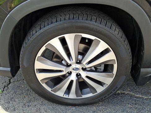 Used 2021 Subaru Ascent Touring AWD/4WD image 11