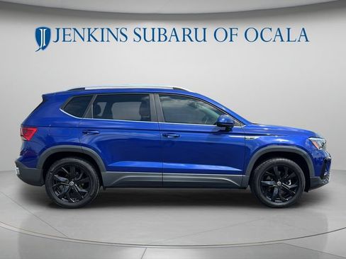 Used 2022 Volkswagen Taos SE w/ IQ.Drive SE Package FWD image 2