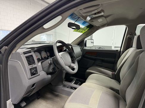 Used 2006 Dodge Ram 2500 Truck SLT image 13