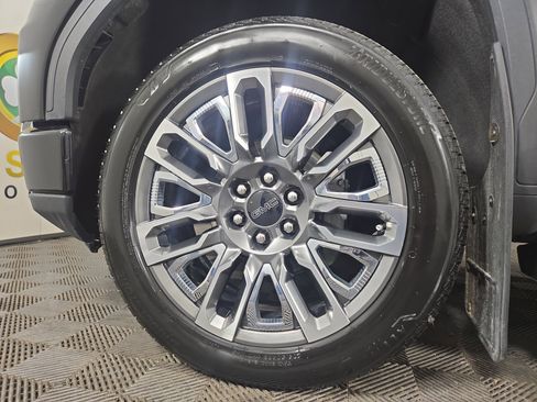 Certified 2024 GMC Sierra 1500 Denali Ultimate image 33