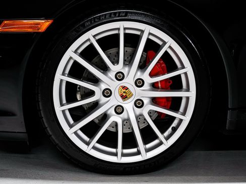 Used 2006 Porsche 911 Carrera S RWD image 41