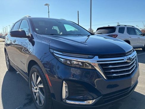 Used 2023 Chevrolet Equinox Premier image 7
