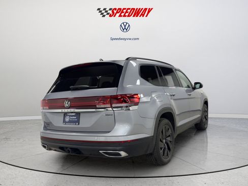 Certified 2024 Volkswagen Atlas SE AWD/4WD image 6