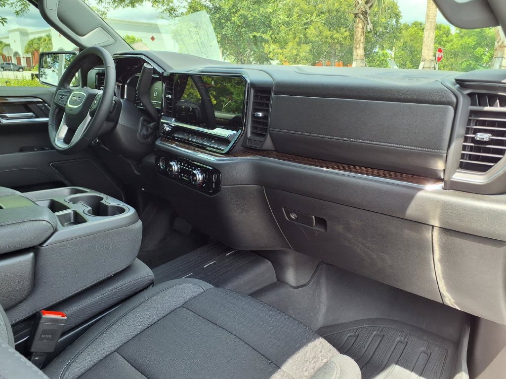 Used 2023 GMC Sierra 1500 Elevation RWD image 14