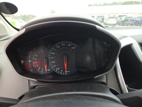 Used 2017 Chevrolet Sonic LT image 17