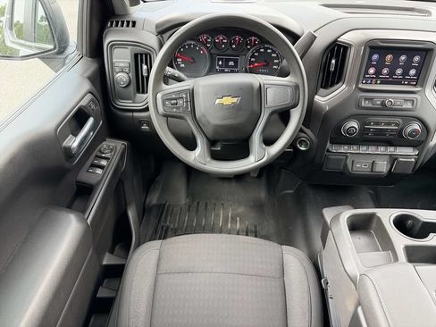Used 2022 Chevrolet Silverado 1500 Custom RWD image 10