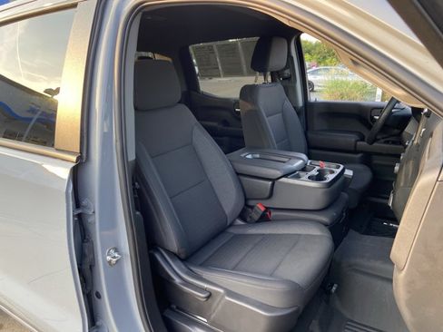 Used 2025 Chevrolet Silverado 1500 Custom Trail Boss AWD/4WD image 20