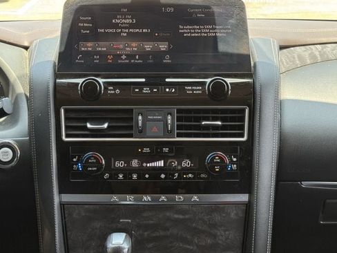 Used 2023 Nissan Armada Platinum w/ Captain's Chairs Package AWD/4WD image 16