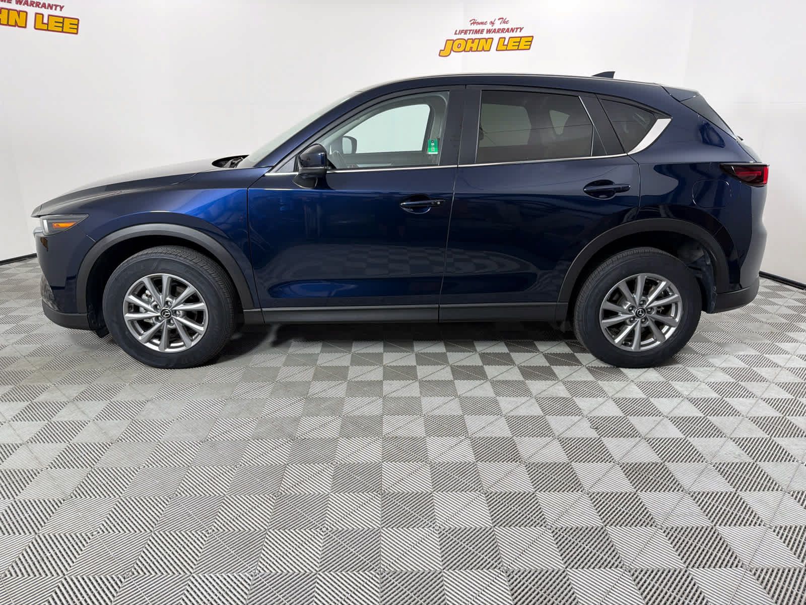 Certified 2023 MAZDA CX-5 AWD 2.5 S w/ Select Package image 2