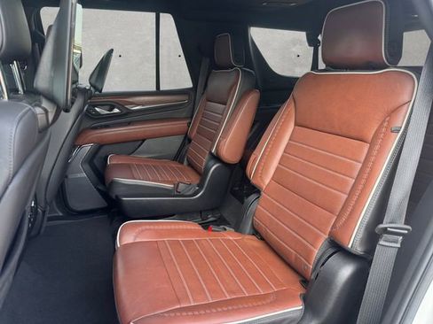 Certified 2024 GMC Yukon Denali Ultimate image 25