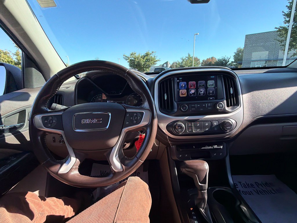 Used 2017 GMC Canyon SLT w/ Trailering Package AWD/4WD image 16
