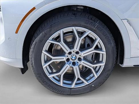 New 2026 BMW X7 xDrive40i AWD/4WD image 10