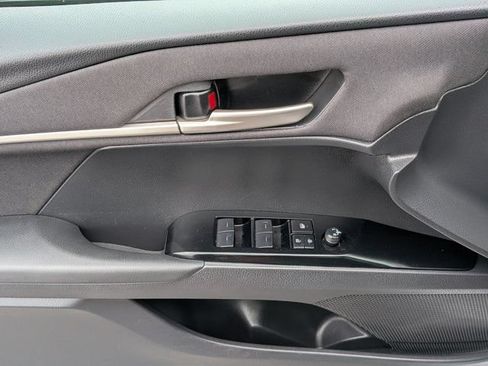 Used 2025 Toyota Camry LE w/ Convenience Package FWD image 18