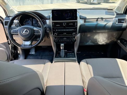 Certified 2023 Lexus GX 460 Premium w/ Accessory Package AWD/4WD image 21