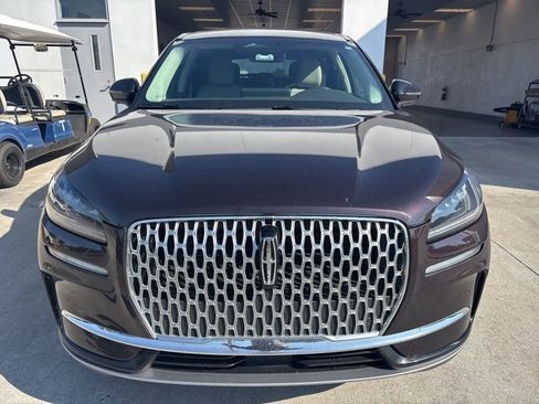 Certified 2023 Lincoln Corsair Standard w/ Equipment Group 101A image 5