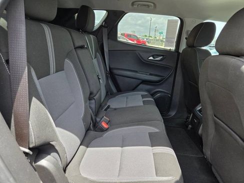 Used 2025 Chevrolet Blazer LT FWD image 30