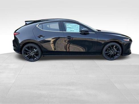 New 2026 MAZDA MAZDA3 Hatchback w/Premium Plus Pkg AWD/4WD image 7