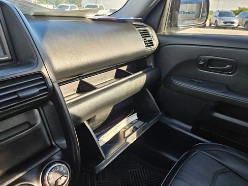 Used 2005 Honda CR-V EX image 16