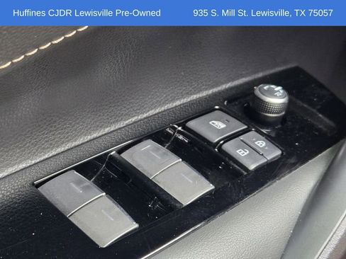 Used 2021 Toyota Corolla SE FWD image 31
